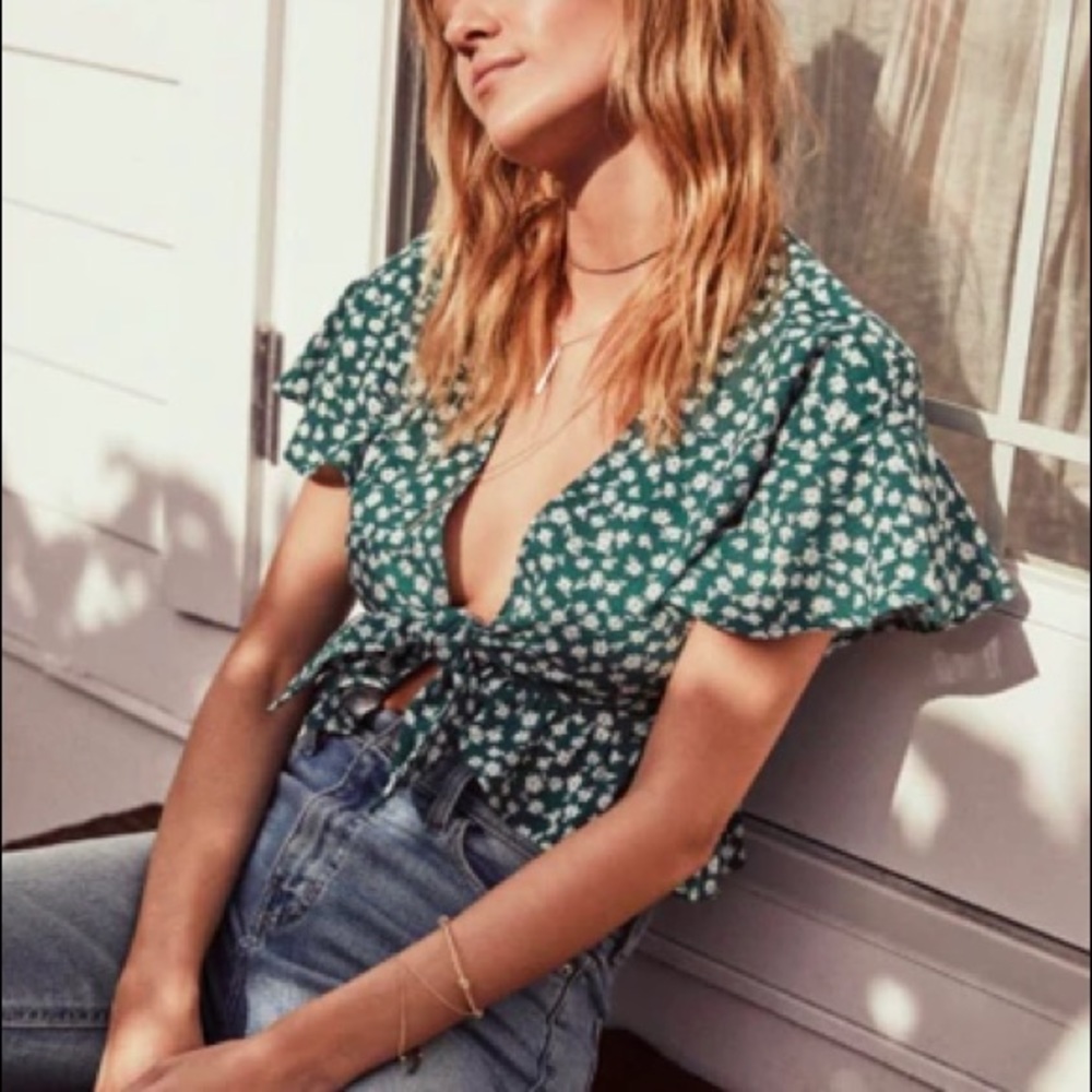 Pacsun Green Floral Tie Front Top